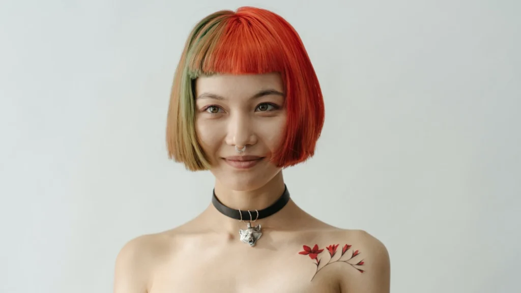 Two-tone hair colour conditioned with DL-Panthenol