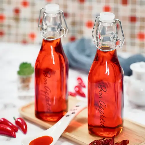 Make your own Chilli, Garlic and Cardamon infused oil